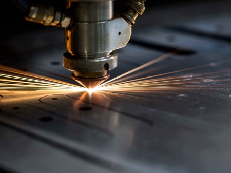 Bij onze lasersnij-service helpen we u graag om uw tekening of ontwerp om te zetten naar hoogwaardig laser gesneden producten. Of het nu gaat om complexe vormen of eenvoudige designs, wij bieden maatwerkoplossingen die voldoen aan uw specifieke wensen.  

Waarom kiezen voor onze lassersnij-service?
-